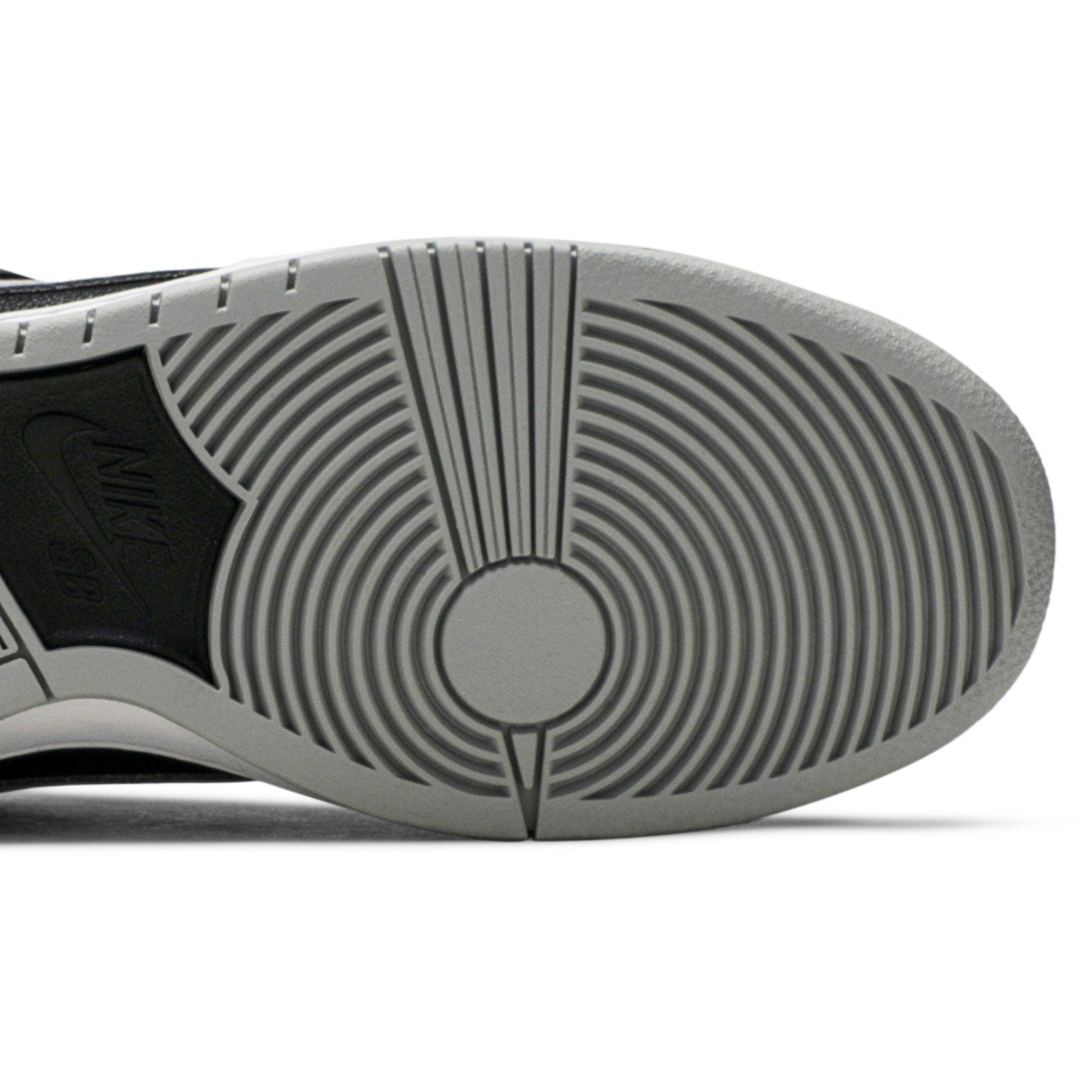 NIKE SB DUNK LOW ‘J-PACK SHADOW’